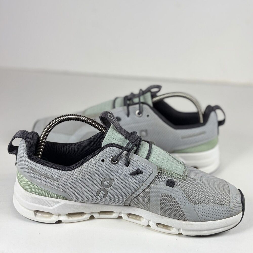 ON Cloud Sky Youth "Glacier Sage" Kids Size 6 Running Shoes 3YD11442594 - Picture 6 of 8